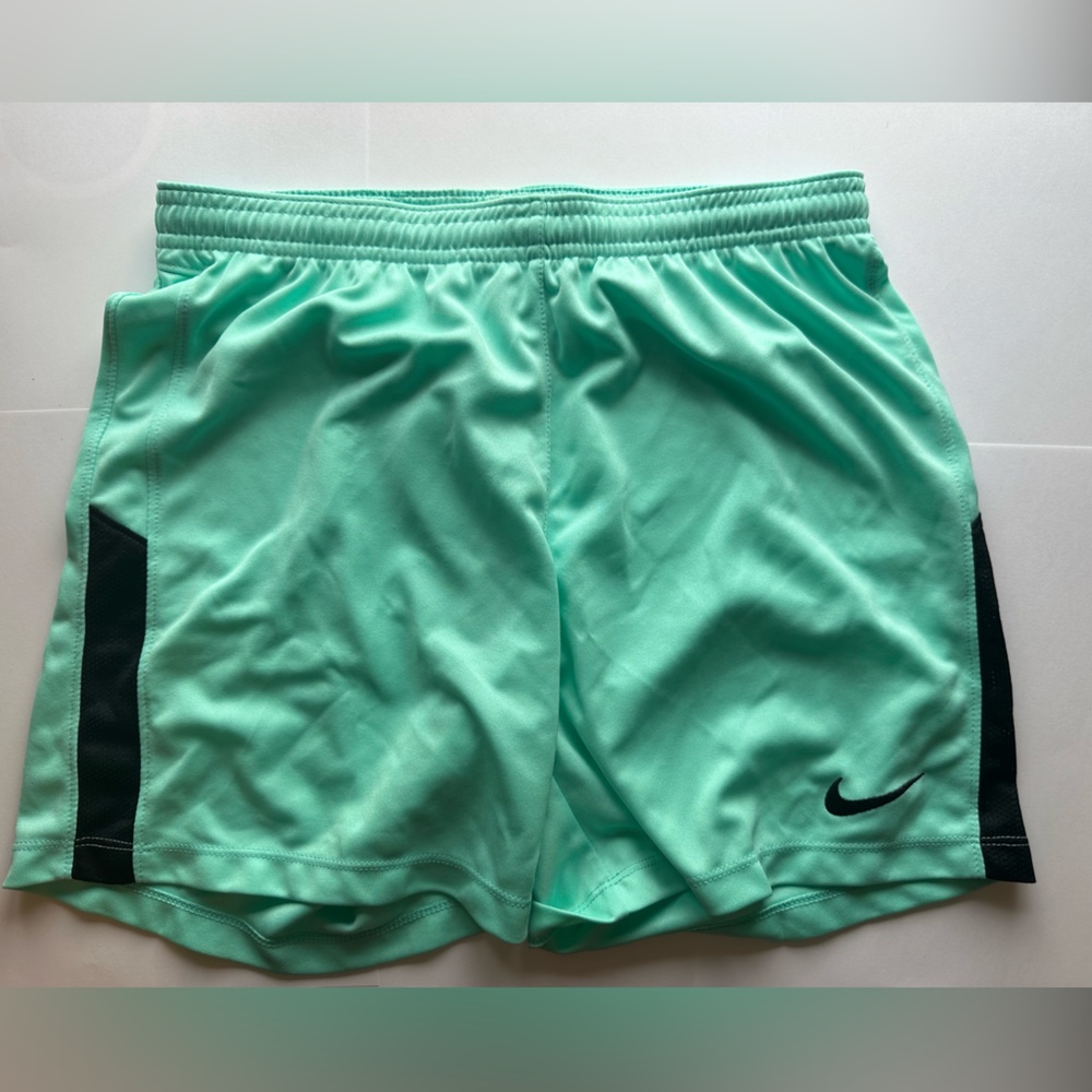 Mint Nike women’s soccer shorts never worn